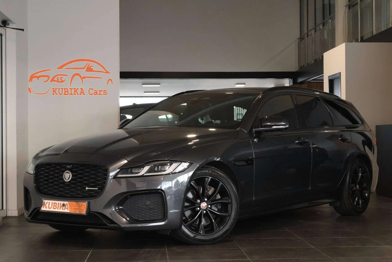 Jaguar XF XF Sportbrake 2.0 D D200 R-Dynamic LijnA Camera Ga, Argent ou Gris, Achat, Euro 6, Entreprise