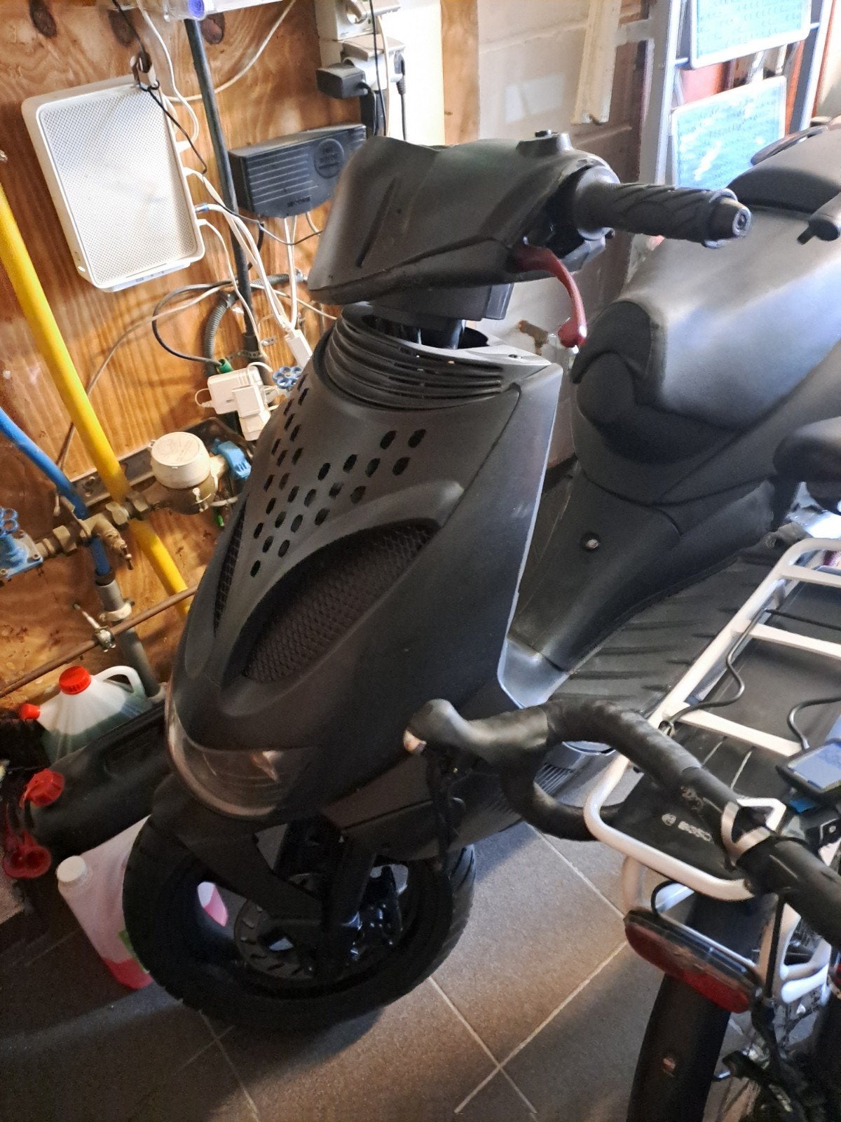 Scooter aprillia, Ophalen