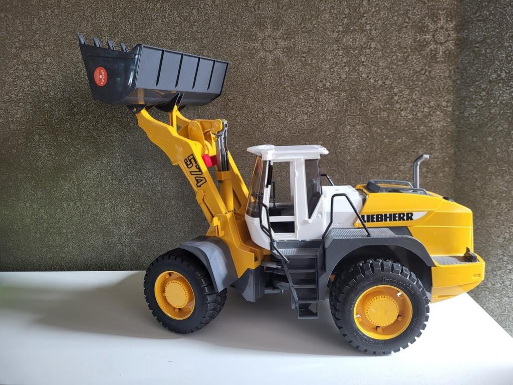 Liebherr wiellader, Ophalen, Gebruikt