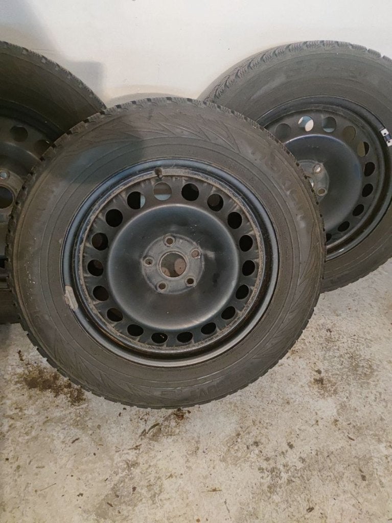 Pack roues hiver SUV Volkswagen, Audi, Skoda, Pneus et Jantes, Véhicule de tourisme, 17 pouces, Enlèvement