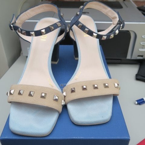 Sandalen nieuw blauw beige studs Lodi mt 40, Blauw, Nieuw, Sandalen of Muiltjes, Ophalen of Verzenden