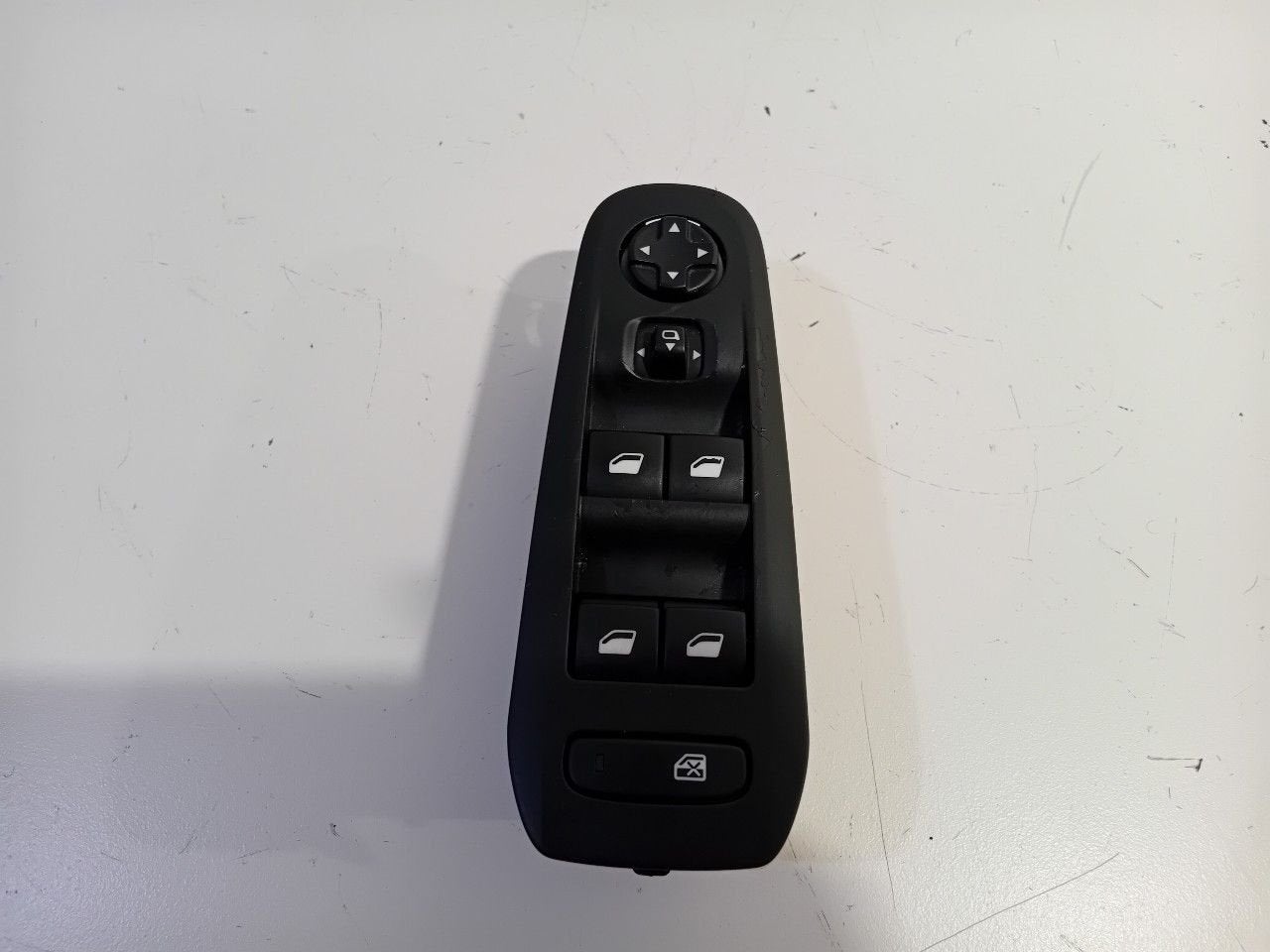 Bedieningspaneel elektrische ramen Peugeot 308, Onderdelen@venauto.nl, Van der Ven Autorecycling B.V., Ettenseweg 76, 4706 PB Roosendaal, The Netherlands