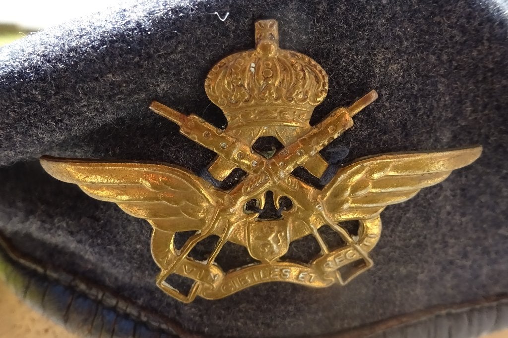 FAE - UNITE DE DEFENSE DES AERODROMES - BERET + INSIGNE+ I, Envoi, Armée de l'air, Casque ou Béret