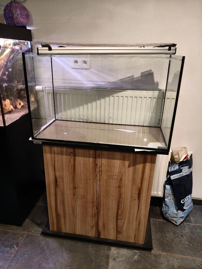 Aquarium Sera + meuble et éclairage., Enlèvement, Comme neuf, Aquarium vide, Sera