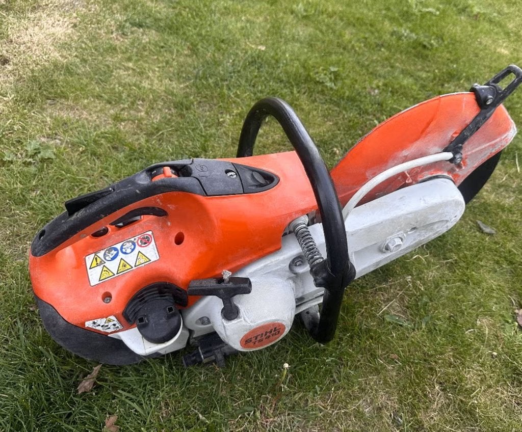 Stihl Benzine Slijpmachine te koop., Ophalen, Zo goed als nieuw