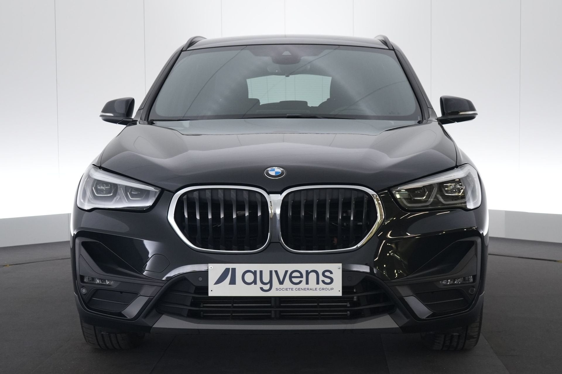 (2CHP203) BMW X1, Gebruikt, Euro 6, Zwart, Bedrijf