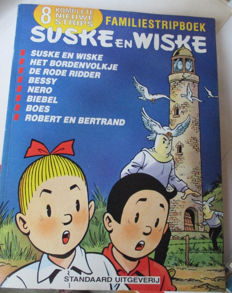 Familiestripboek in perfecte staat, Eén stripboek, Ophalen of Verzenden, Zo goed als nieuw
