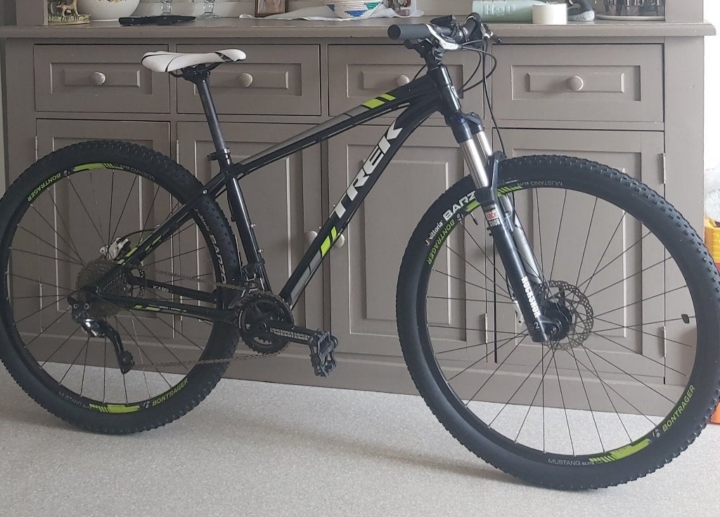 Vtt TREK XCALIBER 9, T'AILLE M, Vélos & Vélomoteurs, Enlèvement, Comme neuf, Trek