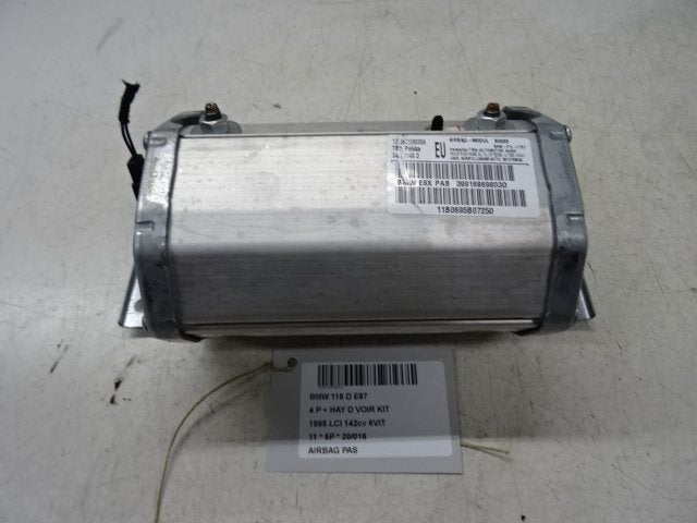 AIRBAG PASSAGER BMW 1 serie (E87 / 87N) (399168698030), Utilisé, BMW, Petuelring 130
80809  München, DE, Bayerische Motoren Werke AG