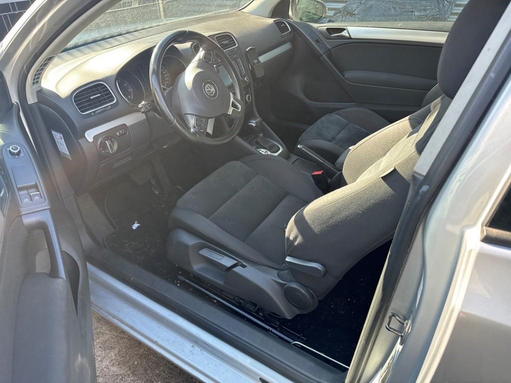 HOEDENPLANK Volkswagen Golf VI (5K1) (1K6867769EFKZ), Gebruikt, Volkswagen
