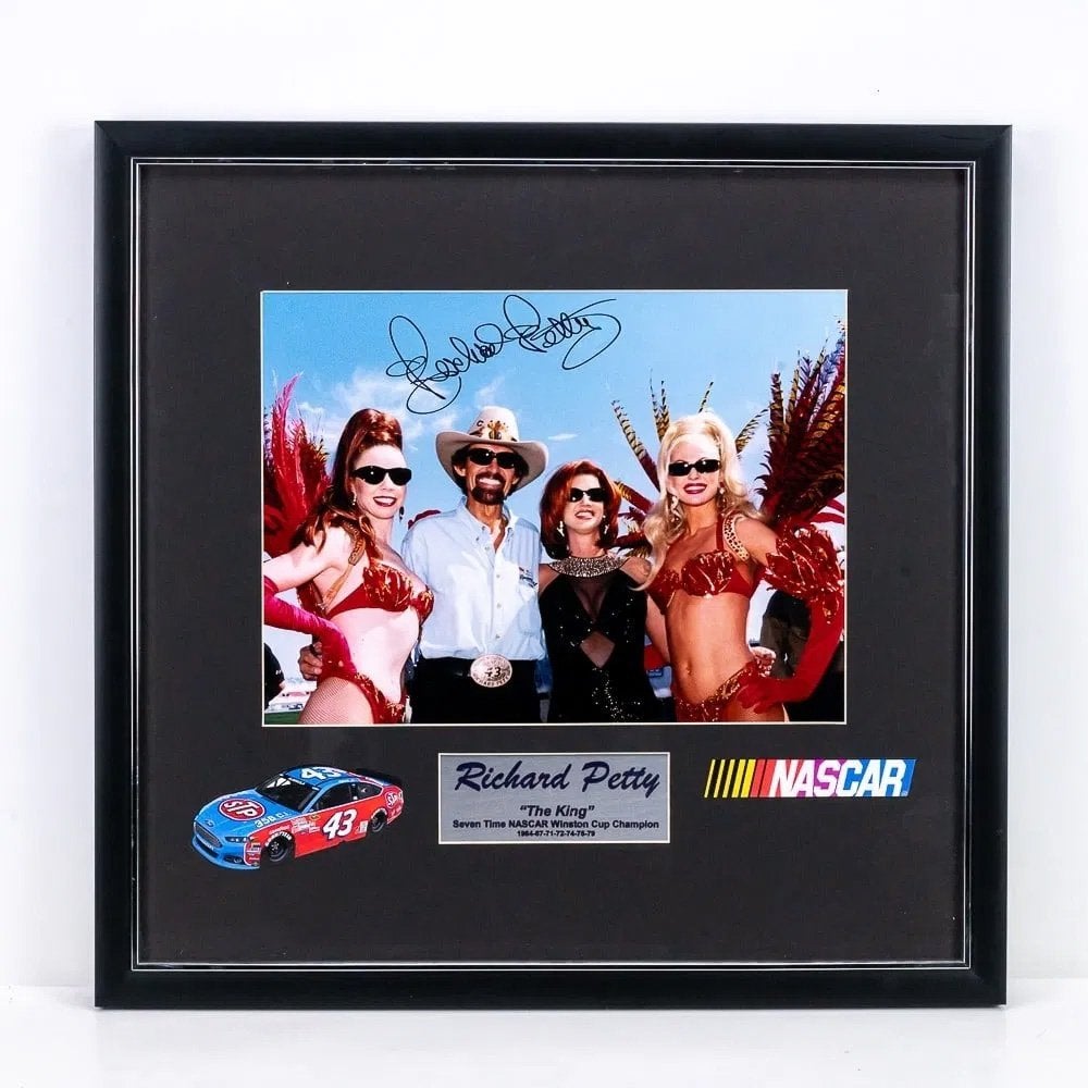 Gesigneerde foto van NASCAR-coureur Richard Petty "The King", Ophalen, Foto