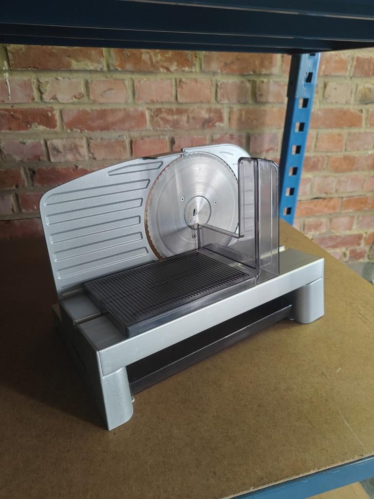 Trancheuse à fromage et à charcuterie comme neuve, Enlèvement