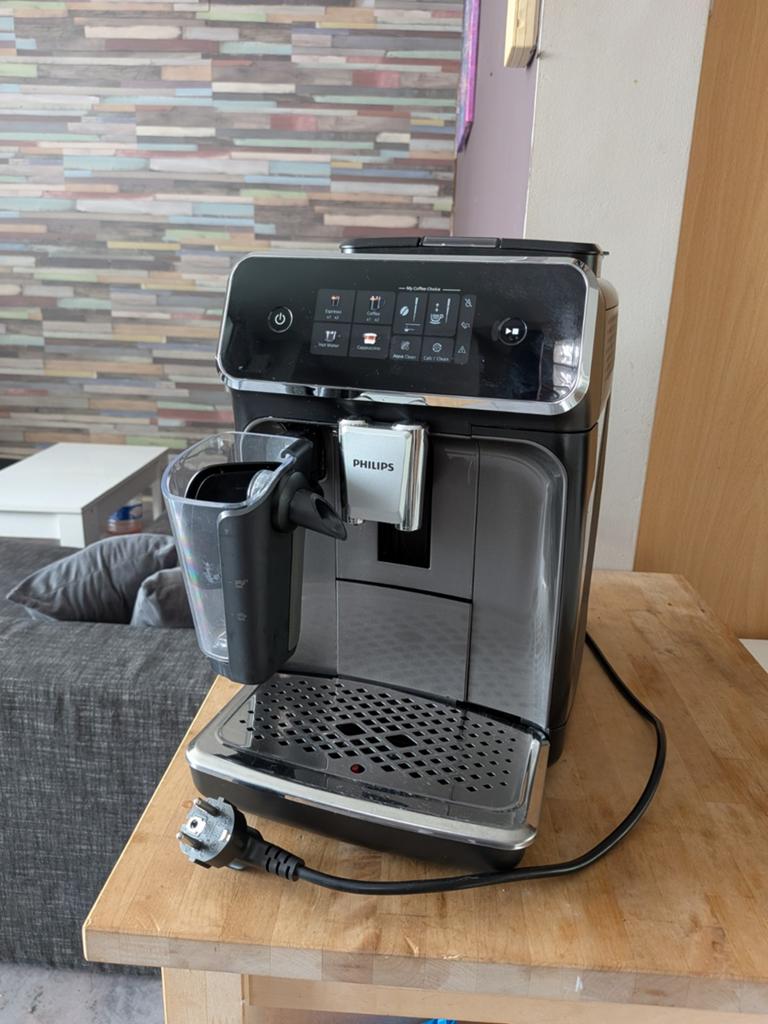 PHILIPS PANTHERA LatteGo EP2339/40 - VOLAUTOMATISCHE ESPRESS, Elektronische apparatuur, Ophalen
