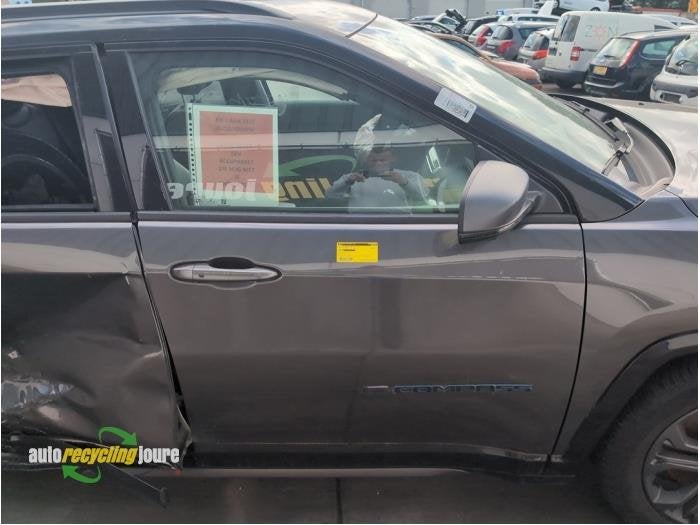 Portier 4Deurs rechts-voor van een Jeep Compass (099), Jeep, Gebruikt, -, Deur