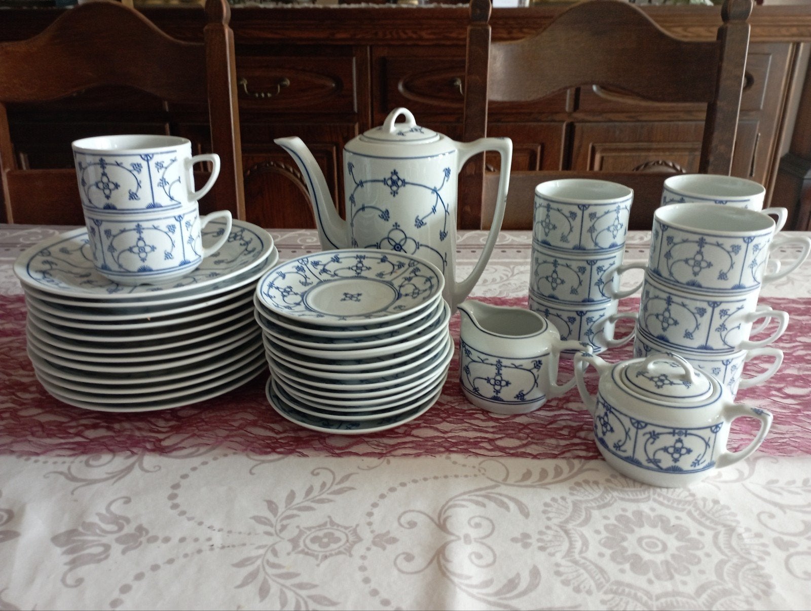jager Koffieservies blauw 12 stuks waarvan 1 kopje min, Antiek en Kunst, Antiek | Servies los, Ophalen
