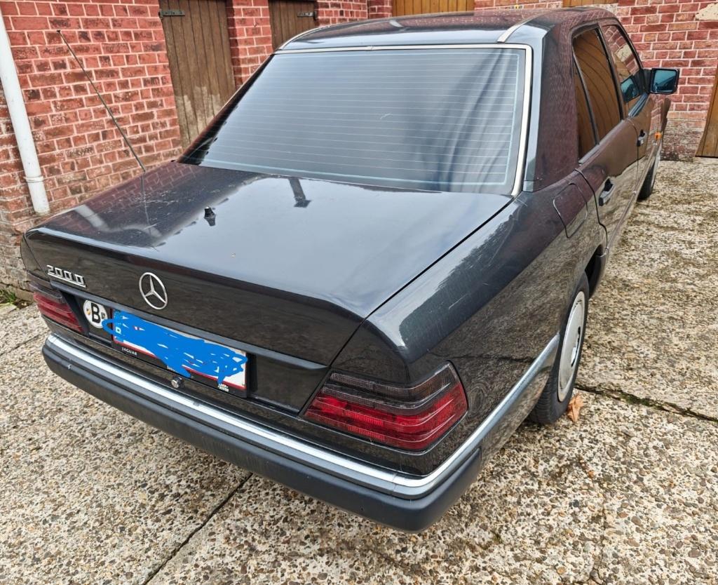 Mercedes w124 200d diesel oldtimer, Auto's, Mercedes-Benz, 4 deurs, Particulier, Te koop, E-Klasse