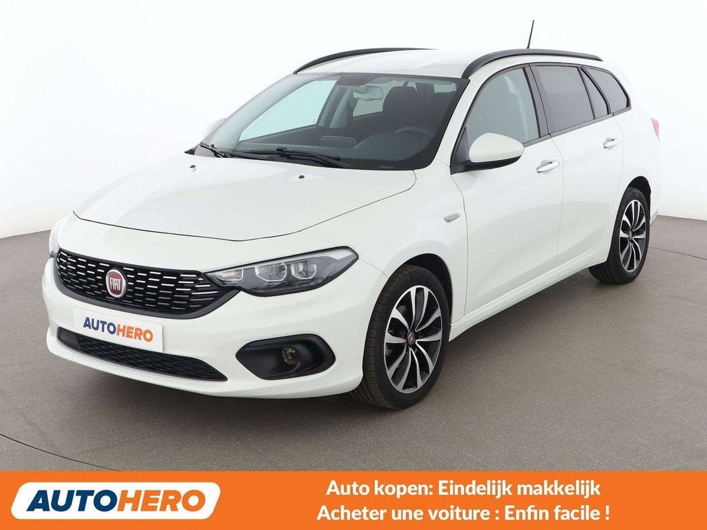 Fiat Tipo 1.4 Turbo Lounge (année de construction 2020), Euro 6, Boîte manuelle, Noir, 5 portes