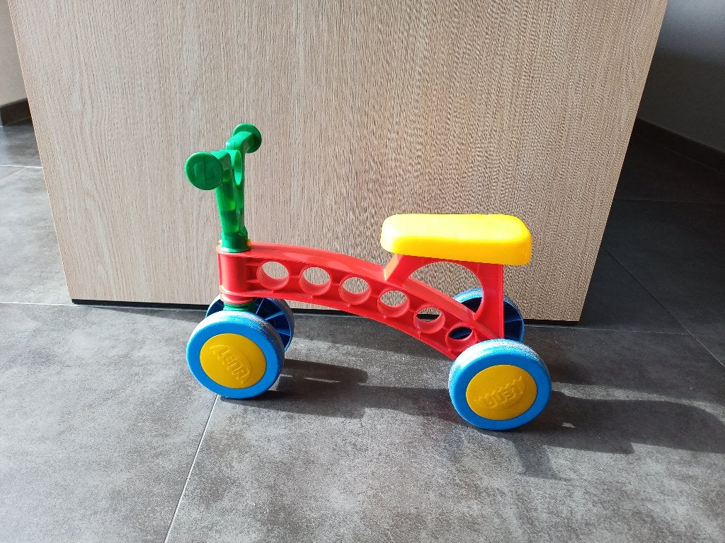 Lena loopfiets rood, Kinderen en Baby's, Ophalen, Gebruikt, Loopfiets
