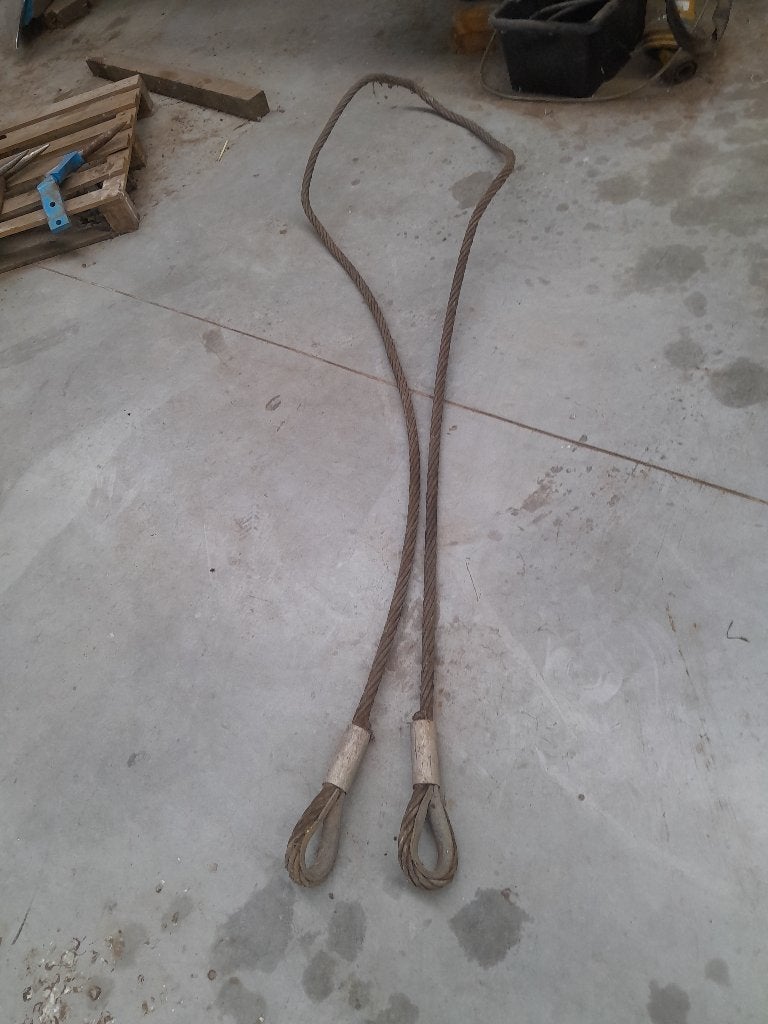 dikke zware stalen kabel, Ophalen, Serretuinbouw, Werkplaats, Gebouw of Erf