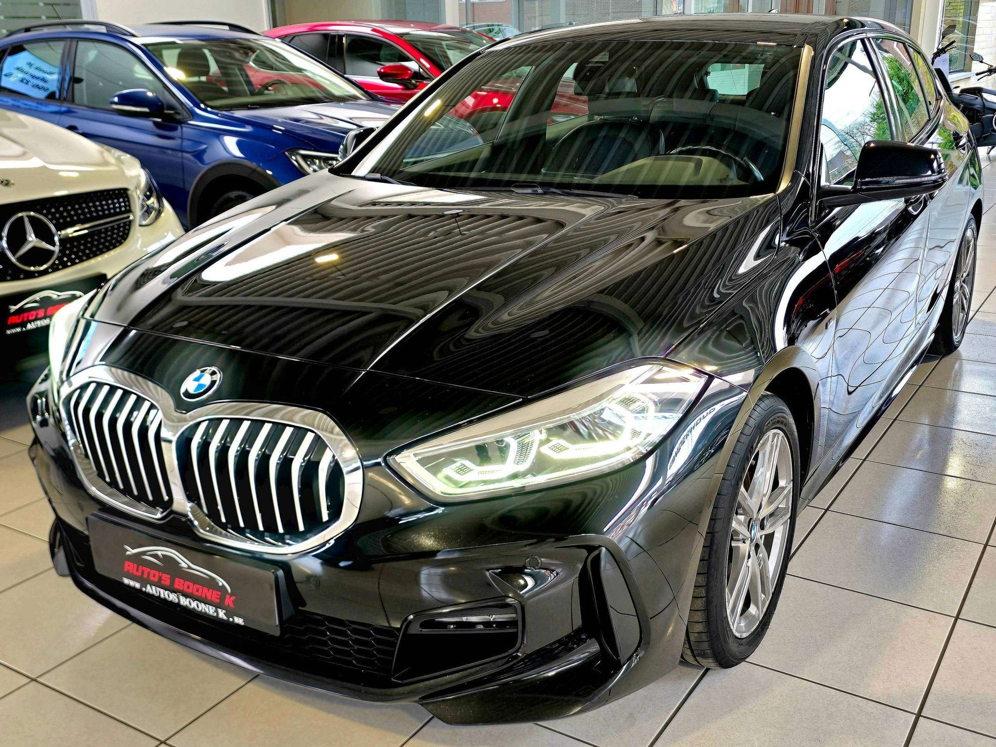 BMW 118 118i M Sport / Sfeerverlichting / Led lichts /PDC, 135 pk, 1 Reeks, Gebruikt, Lichtsensor