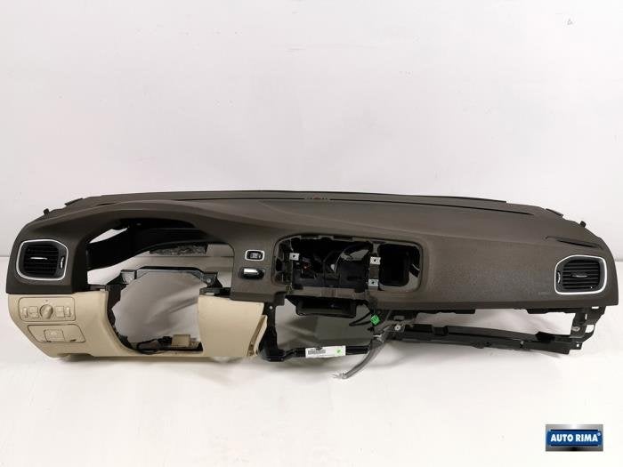 Dashboard van een Volvo V60, Gebruikt, -, -, Ophalen of Verzenden