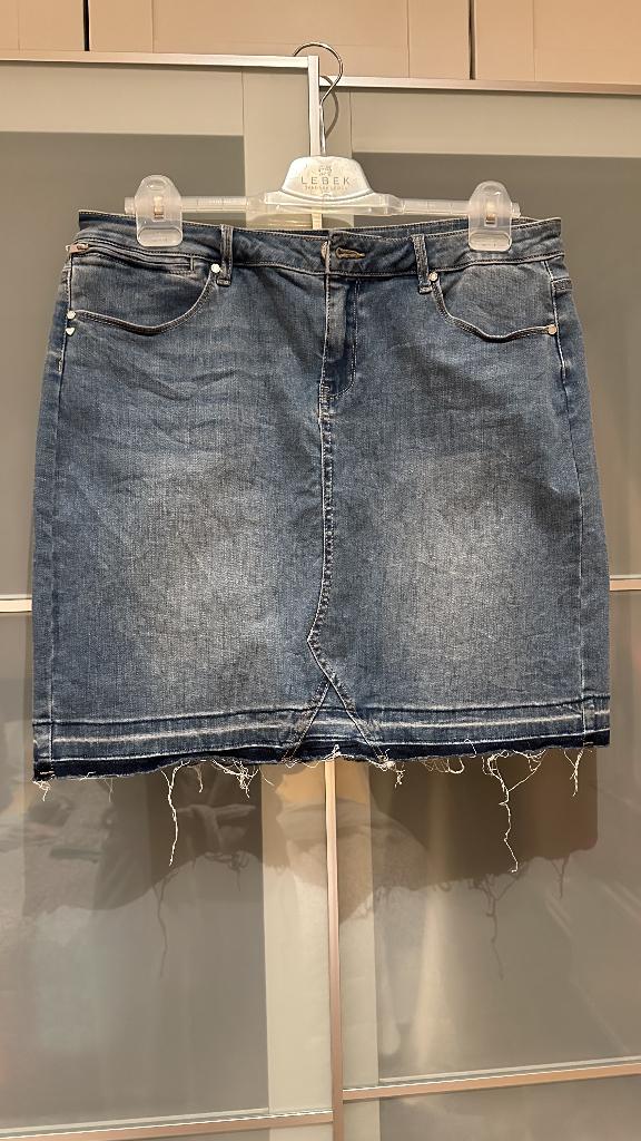 Jeansrok maat 44, Blauw, Maat 42/44 (L), Ophalen of Verzenden, Gedragen