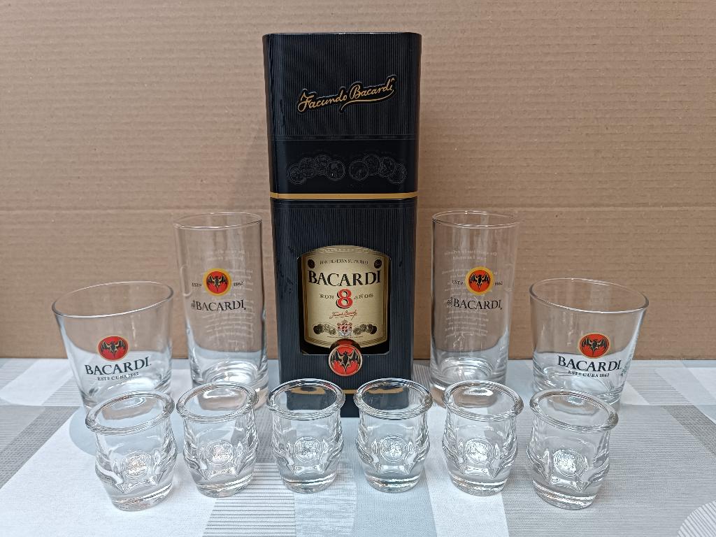 Bacardi Rum Cola - Fles - Glas - Glazen - Retro - Vintage, Enlèvement ou Envoi, Comme neuf, Ustensile