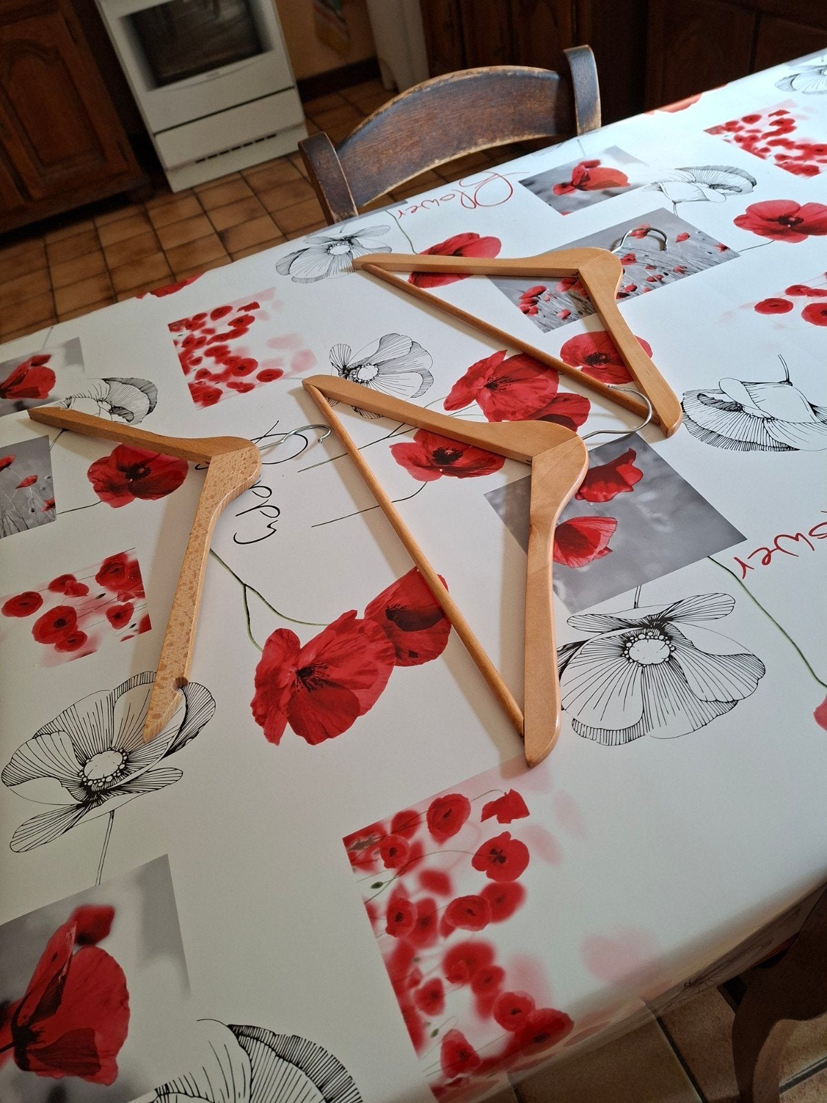 3 houten hangers Gloednieuw., Ophalen of Verzenden, Hout