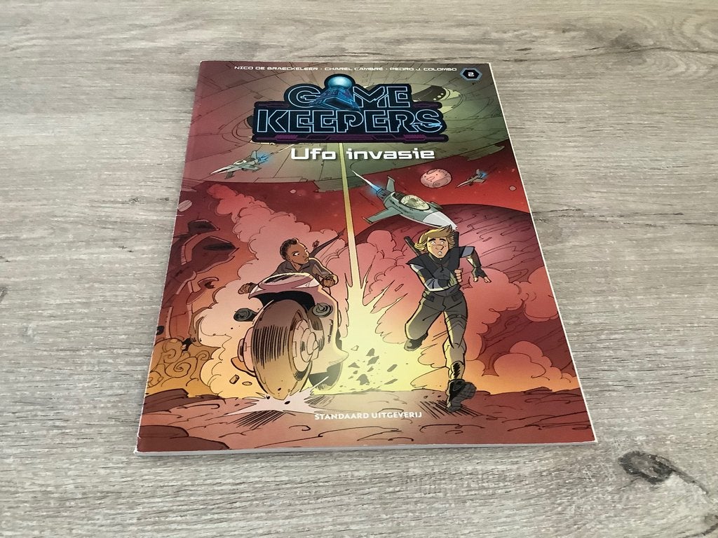 Game Keepers : Ufo Invasion Comic (2022), Enlèvement ou Envoi, Une BD, Comme neuf, Charel Cambré