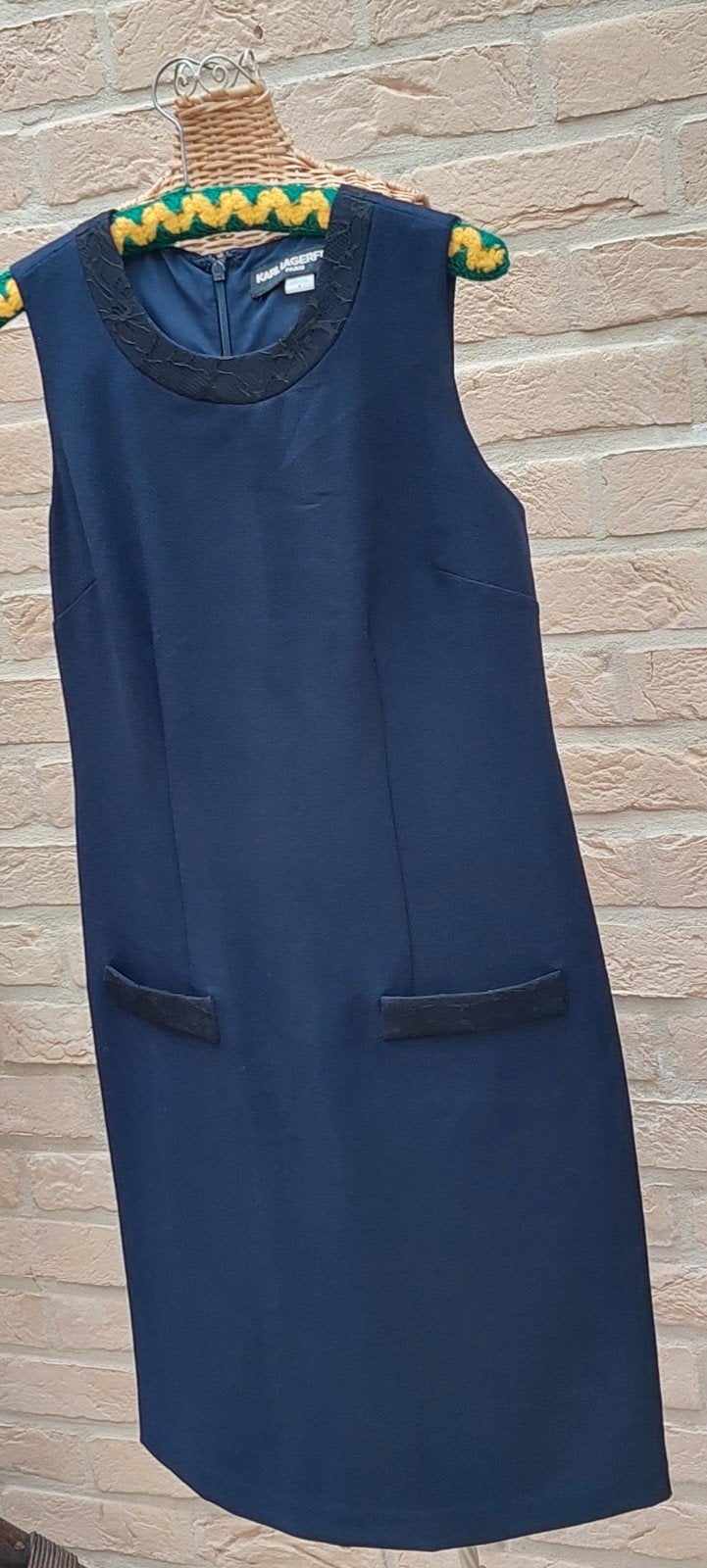 Kleedje maat 40 Karl lagerfeld 43cm van oksel tot oksel, Kleding | Dames, Jurken, Maat 38/40 (M), Karl Lagerfeld, Blauw, Ophalen of Verzenden