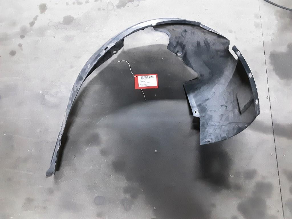 BINNENSPATSCHERM RECHTS VOOR Volkswagen Golf IV (1J1), Gebruikt, Volkswagen, Mevr. I. Hauben, Spatbord