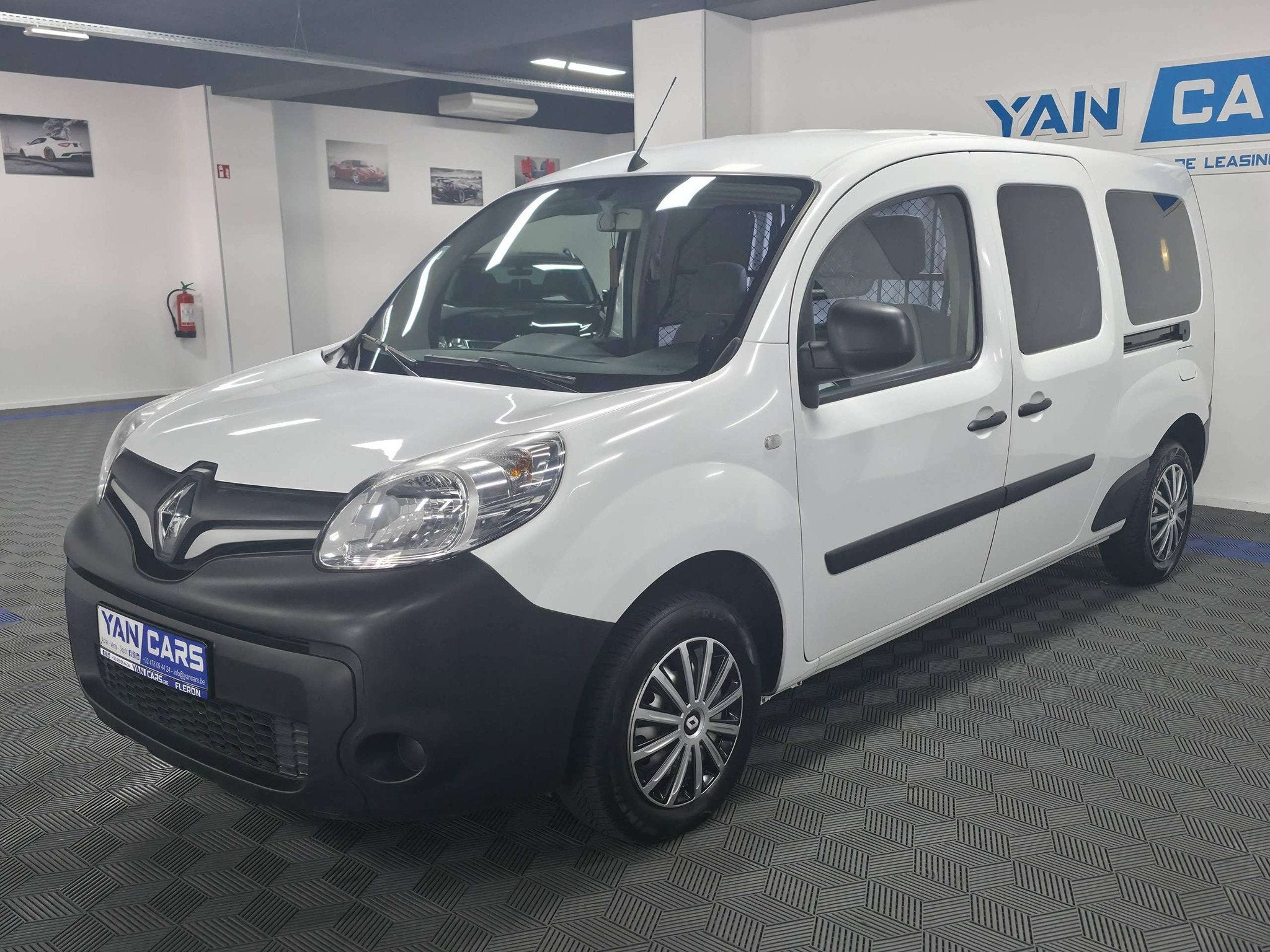 Renault Kangoo MAXI 1.5 Blue dCi 95 · Double porte latéral, Autos, 1330 kg, Achat, Euro 6, Entreprise
