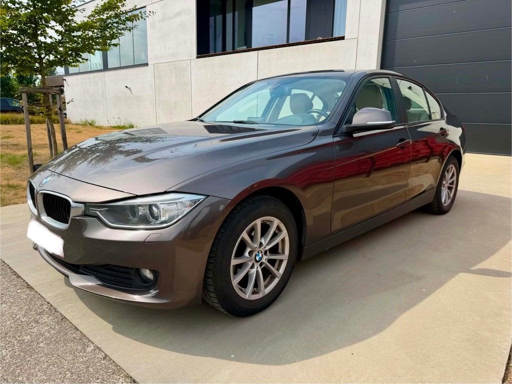 BMW 318d Berline, Auto's, BMW, Euro 5, Achterwielaandrijving, Beige, Bruin