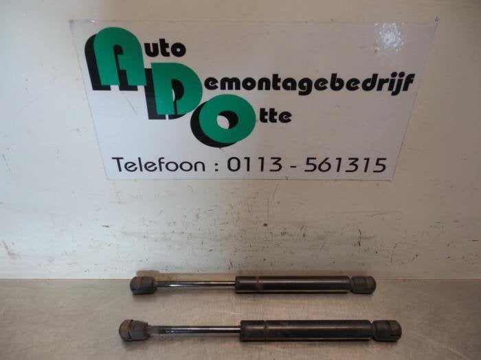 Kit amortisseur gaz hayon d'un Audi A6 (A6 97-), Autos : Pièces & Accessoires, -, 3 mois de garantie, Audi, Utilisé