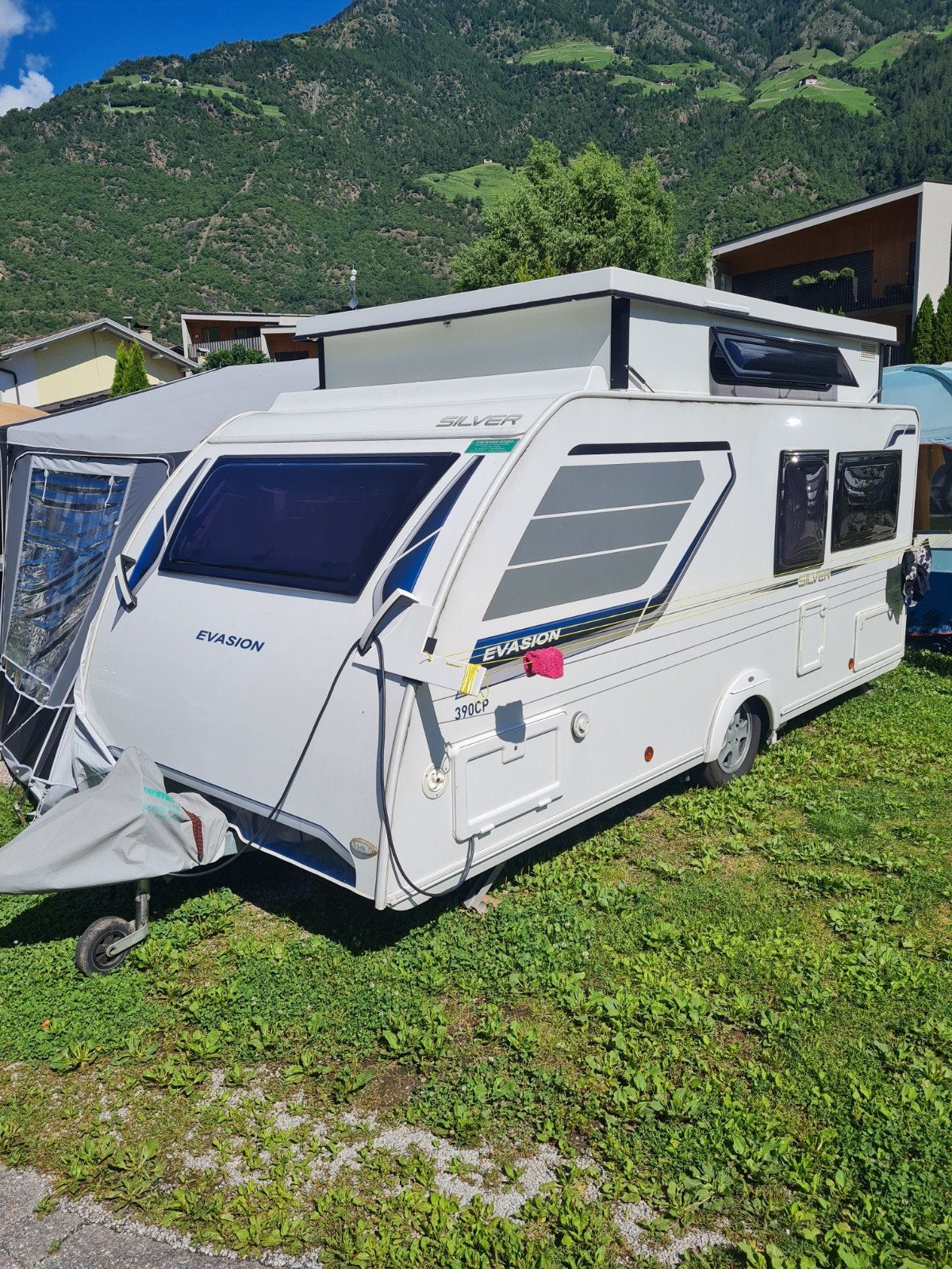 Te koop: Caravan “Trigano silver – Evasion 390 CP, Toit relevable, Trigano, Particulier, Lit fixe