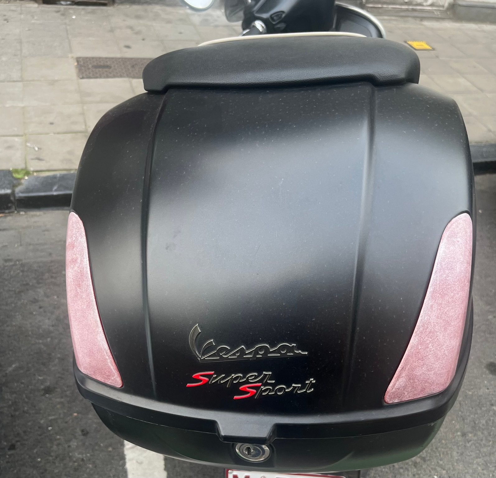 Vespa top case 300 Superfaim sport, Enlèvement, Comme neuf