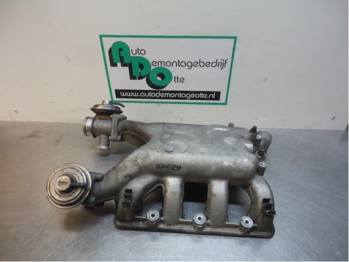 Tubulure d'admission d'un BMW 7-Serie (7-Serie 02-), -, 3 mois de garantie, Utilisé, -
