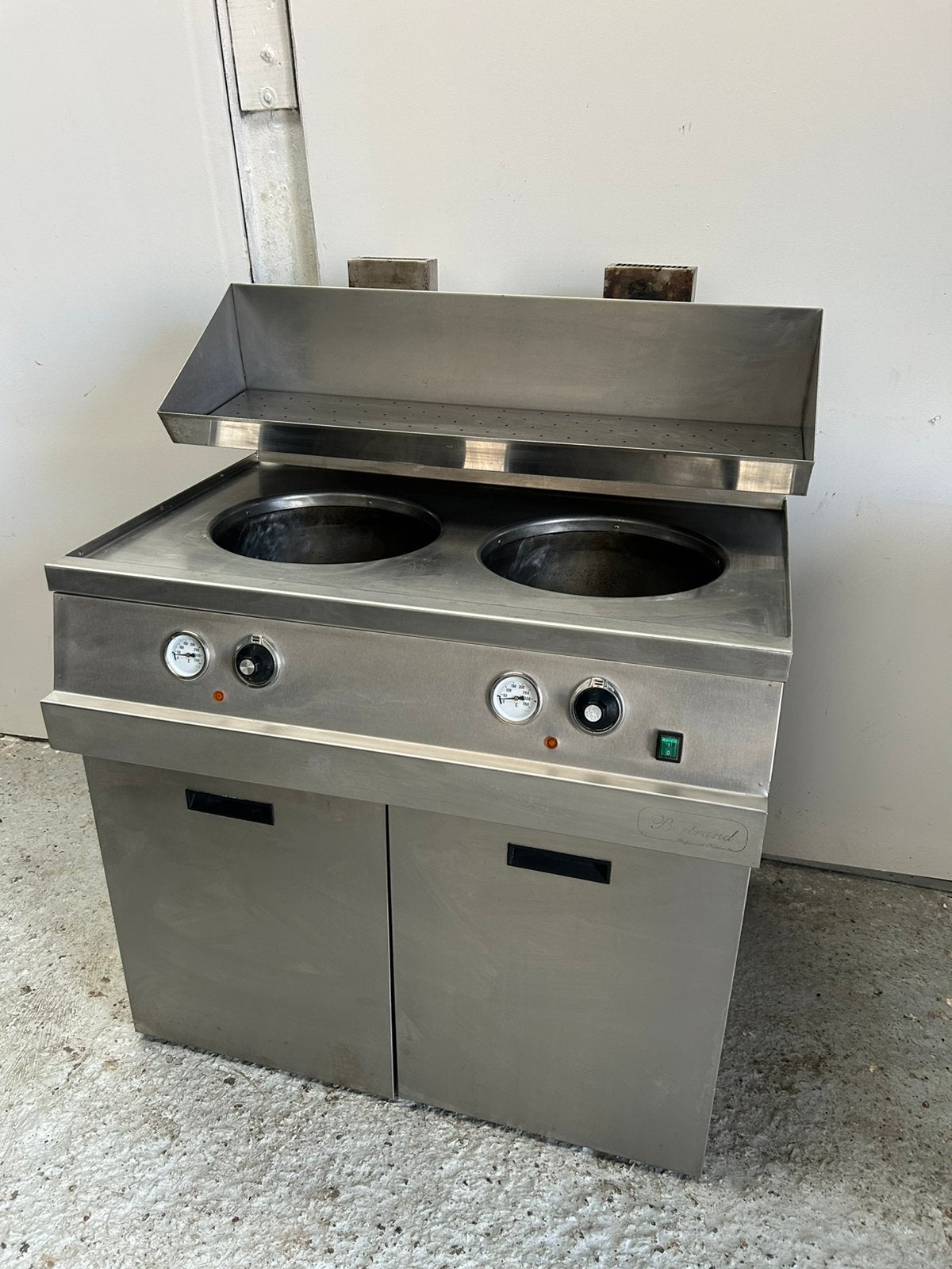 Friteuse 2bacs gaz BERTRAND, Enlèvement ou Envoi