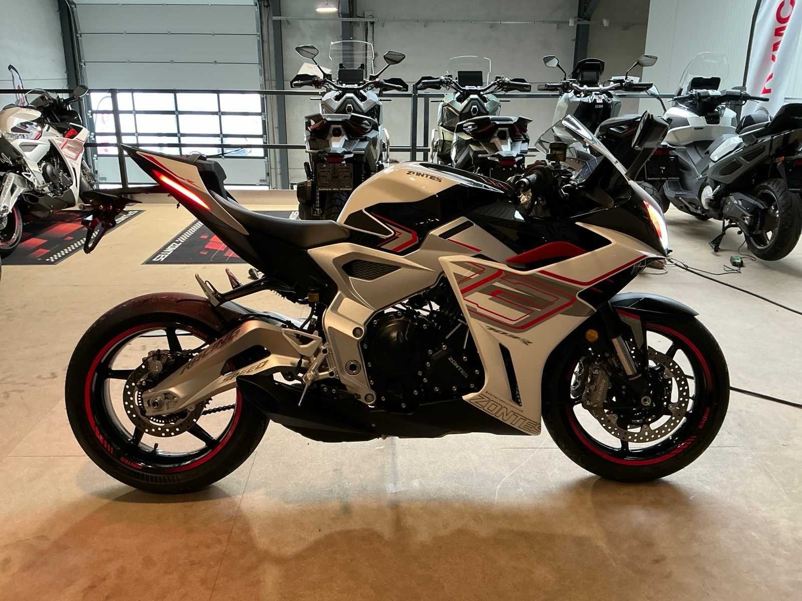 2025 Zontes 703RR DEMO Motorfiets, Motoren, Zontes, Overig, Gebruikt, Bedrijf