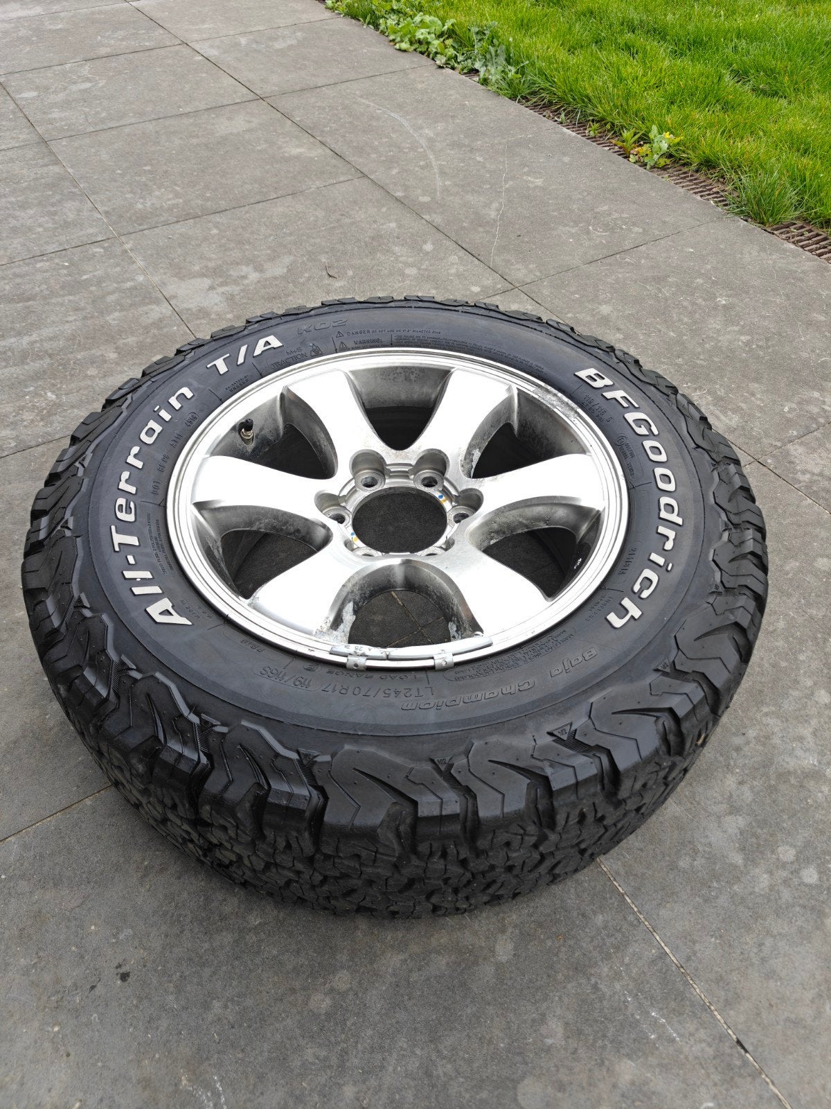 Landcruiser 120 velg +bf goodrich KO2 band, Enlèvement