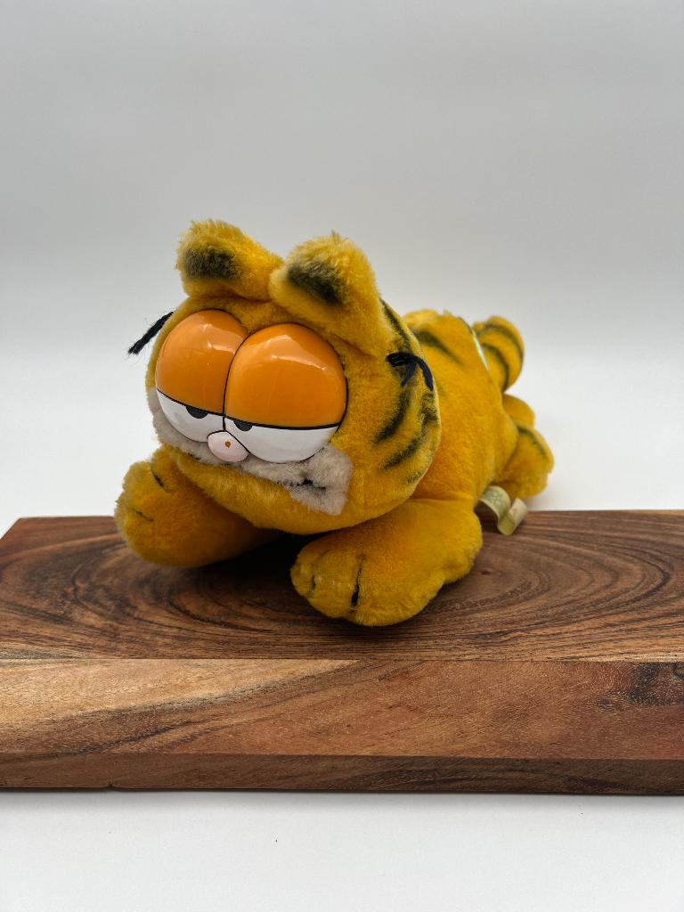 Peluche vintage Garfield en forme de chat qui s'ennuie, Avec étiquette, Orange, Enlèvement ou Envoi, Overige karakters