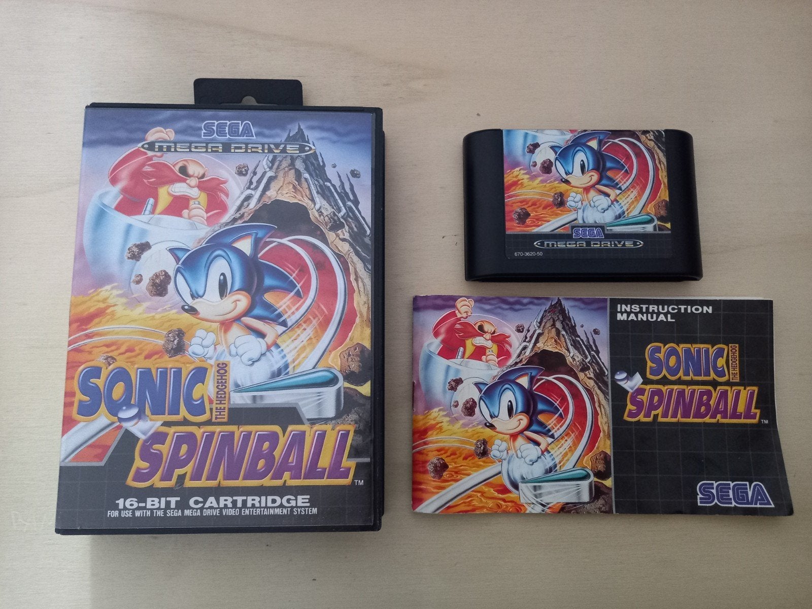 SEGA Mega Drive - Sonic Spinball complet, Enlèvement ou Envoi, Utilisé, À partir de 3 ans, 3 joueurs ou plus