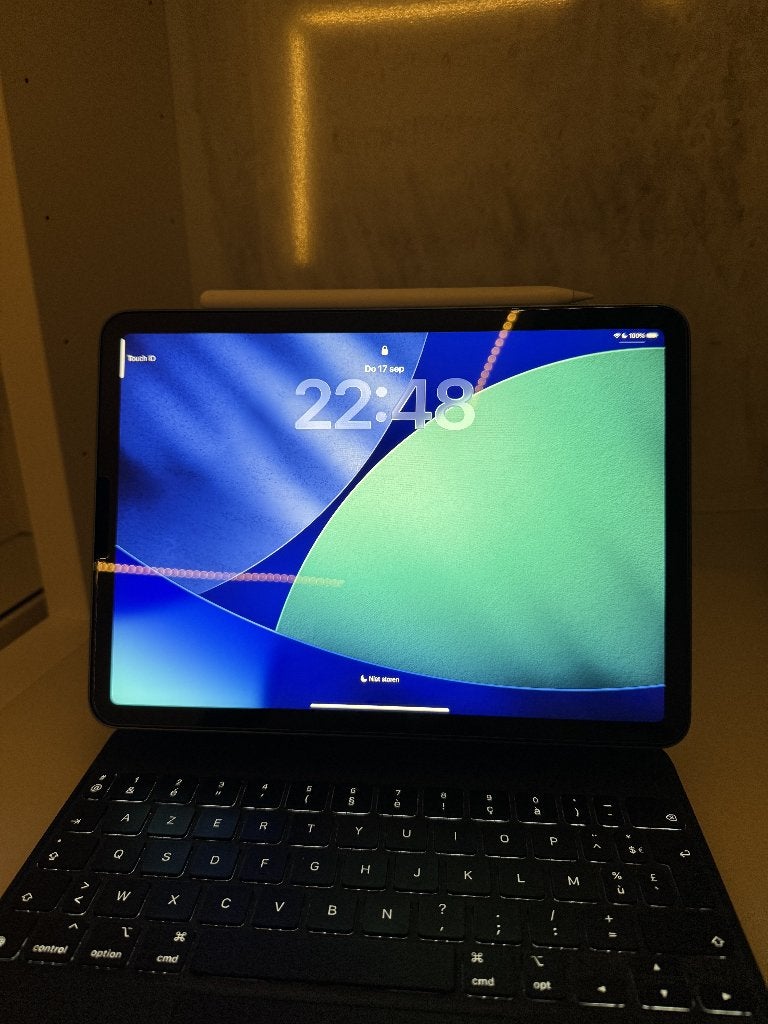 Apple iPad Air 5 M1 64GB Wi-Fi Magic Keyboard Apple Pencil 2, Blauw, Apple iPad Air, 11 inch, Ophalen of Verzenden