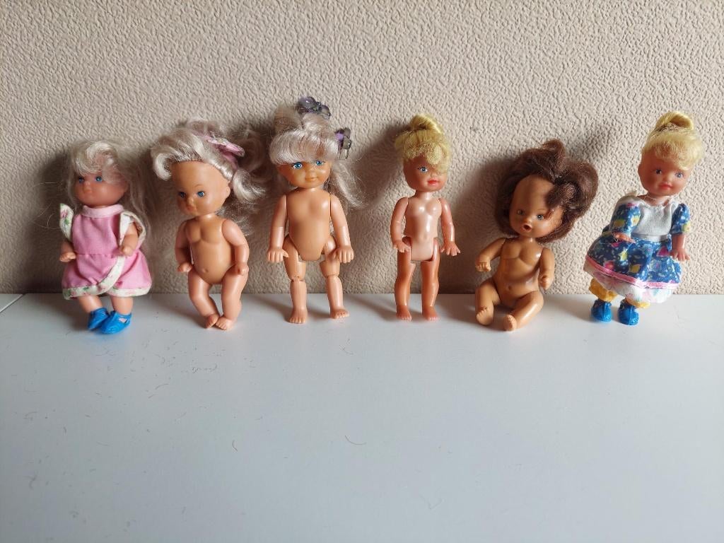 Set van 7 Mini Popjes – Mattel Shelly en Simba Evi Love, Kinderen en Baby's, Speelgoed | Poppen, Ophalen, Gebruikt, Barbie