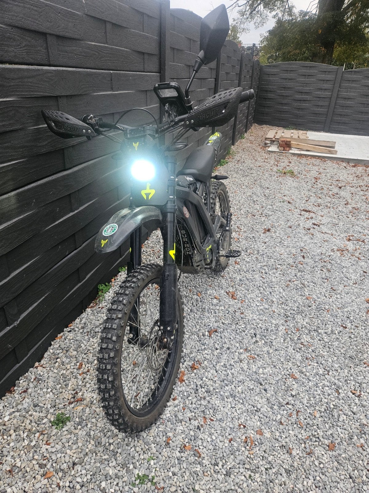 surron, Vélos & Vélomoteurs, Enlèvement
