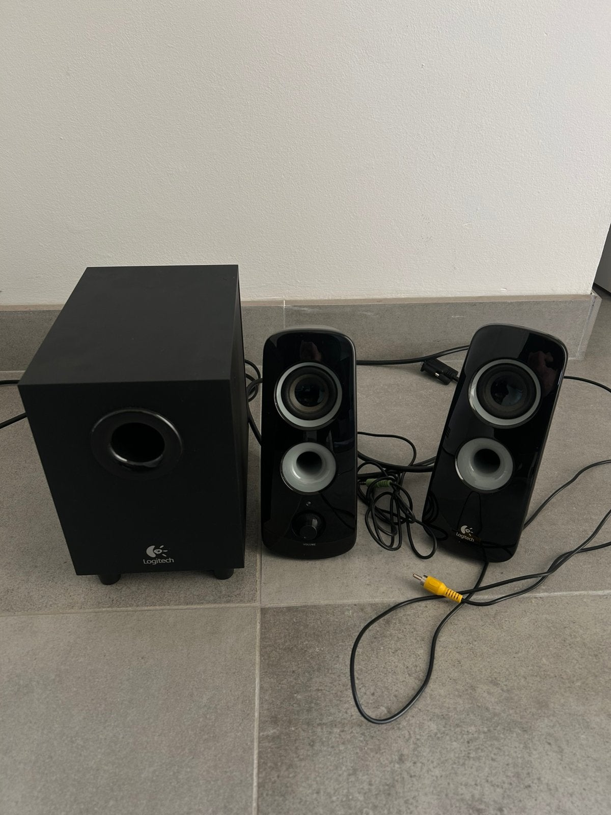 Logitech speakers, Computers en Software, Pc speakers, Ophalen, Zo goed als nieuw