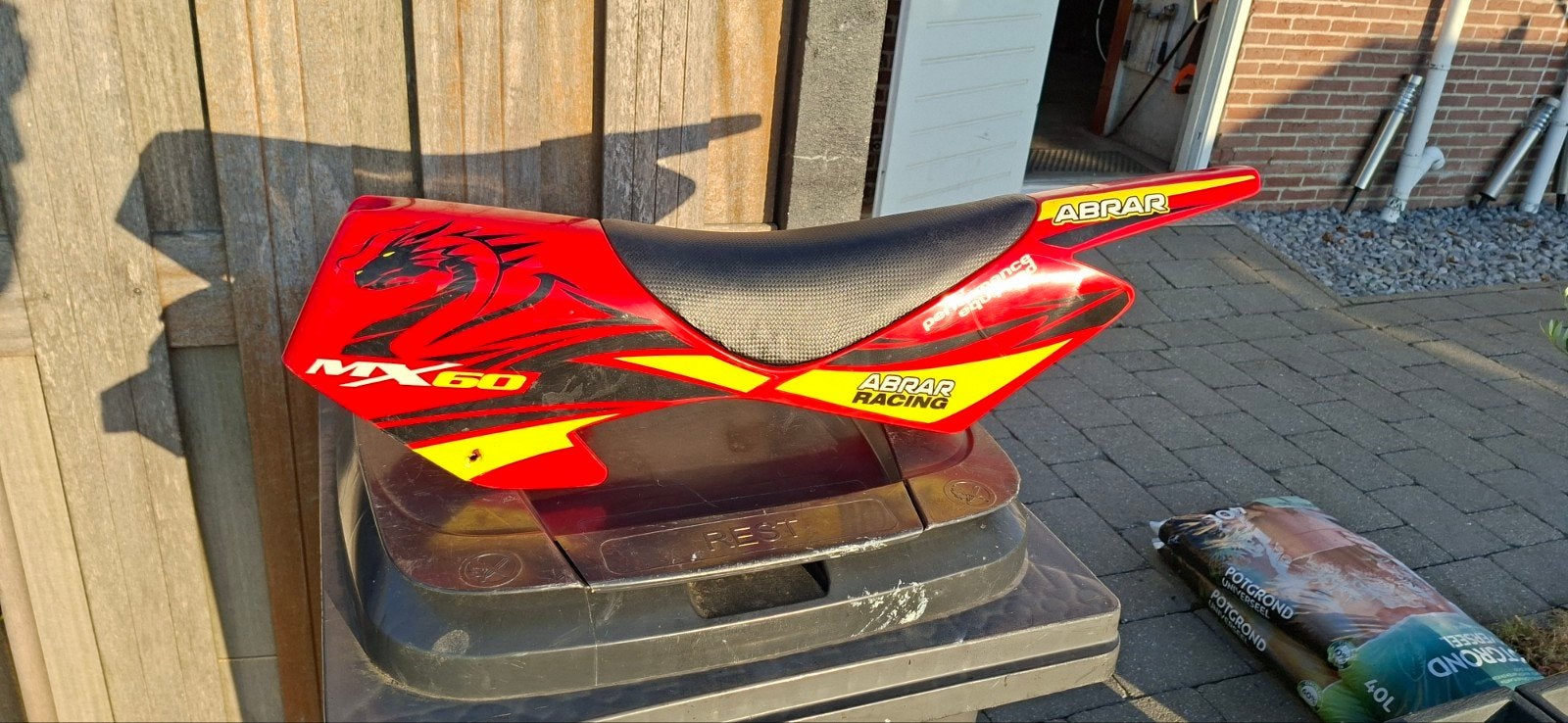abrar tank en zit combinatie voor een bmx fiets. zgan, Vélos & Vélomoteurs, Enlèvement ou Envoi