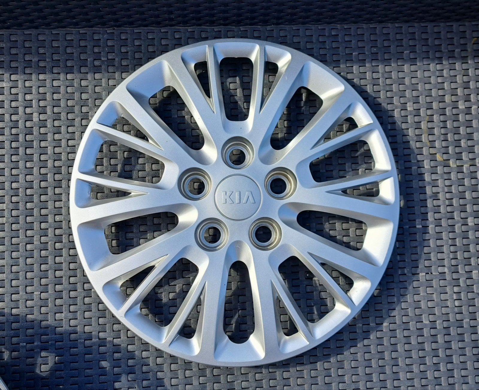 4 enjoliveurs KIA ceed d'origine, Enlèvement, Utilisé