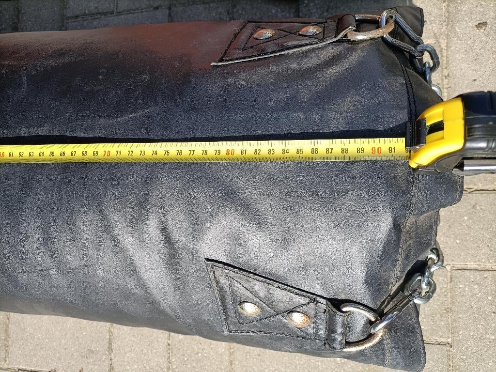 Set de sacs de boxe, Enlèvement