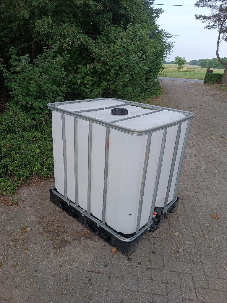 IBC 1000 Liter, 150 liter of meer, Ophalen of Verzenden, Zo goed als nieuw, Kunststof